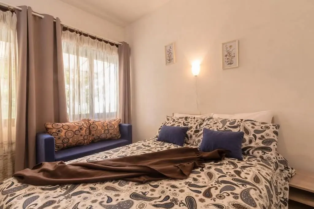 Loredana Apartments Crikvenica