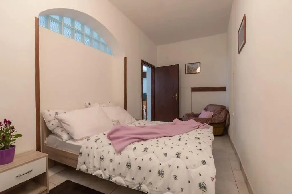 Loredana Apartments Crikvenica