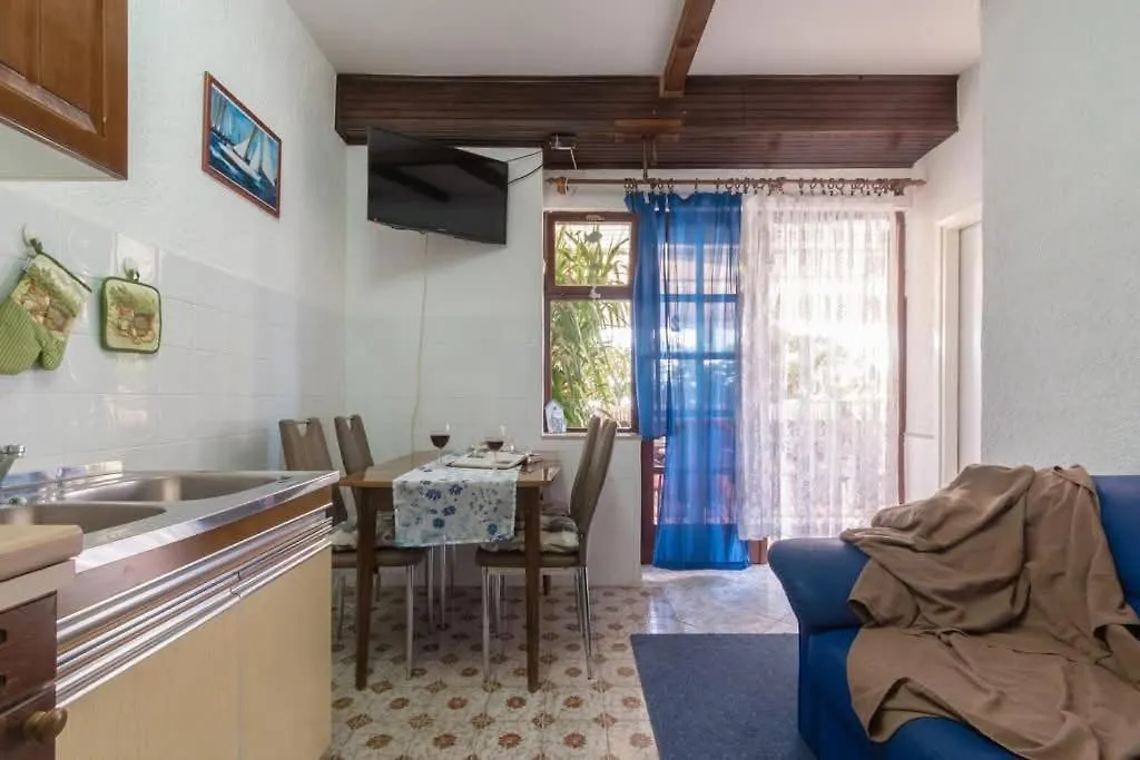 Loredana Apartments Crikvenica